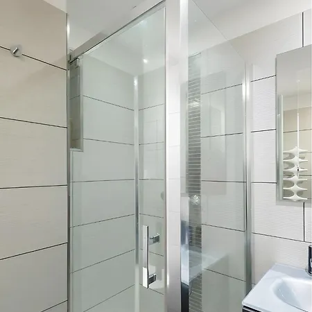Cosy 3br - Large Layout - Arc De Triomphe *