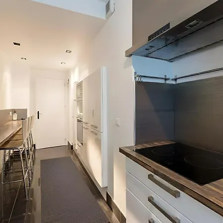 Cosy 3br - Large Layout - Arc De Triomphe Παρίσι