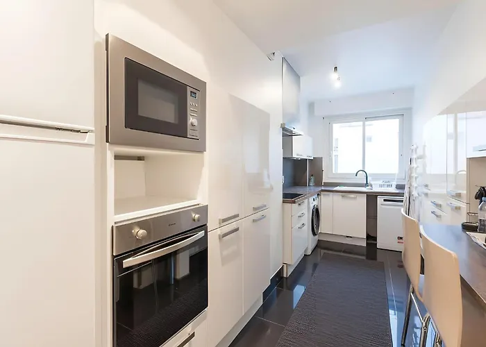 Cosy 3br - Large Layout - Arc De Triomphe * Παρίσι