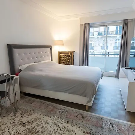 Cosy 3br - Large Layout - Arc De Triomphe شقة باريس