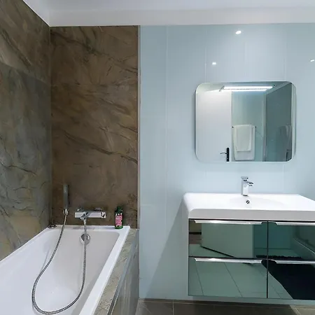 Cosy 3br - Large Layout - Arc De Triomphe شقة *