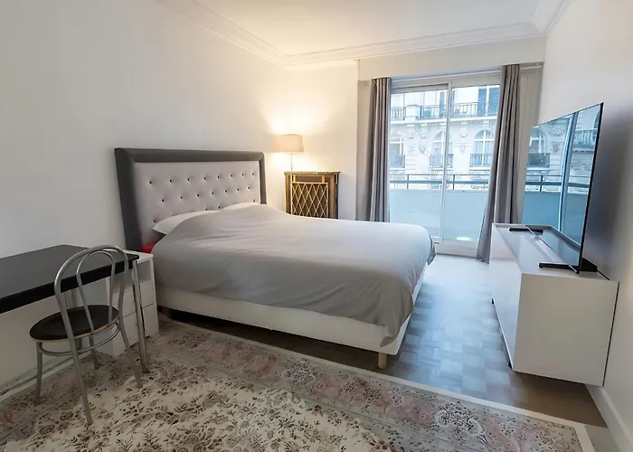 Cosy 3br - Large Layout - Arc De Triomphe شقة باريس