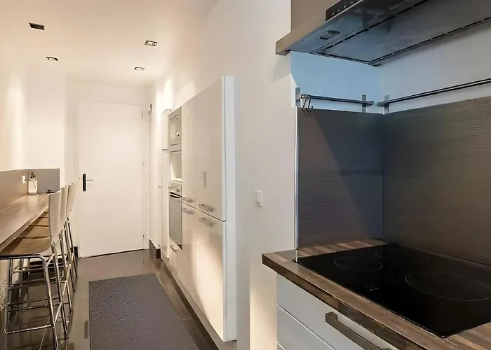 Cosy 3br - Large Layout - Arc De Triomphe Paris